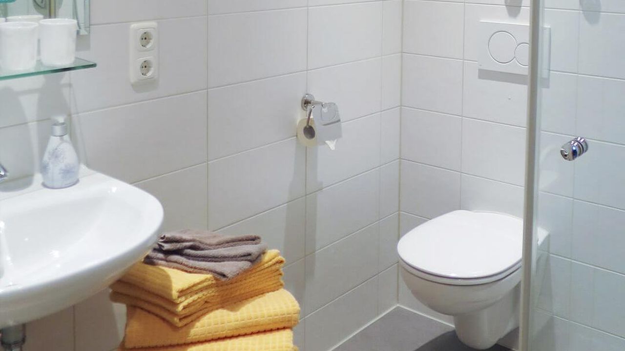 Dusche, WC Dusche, WC